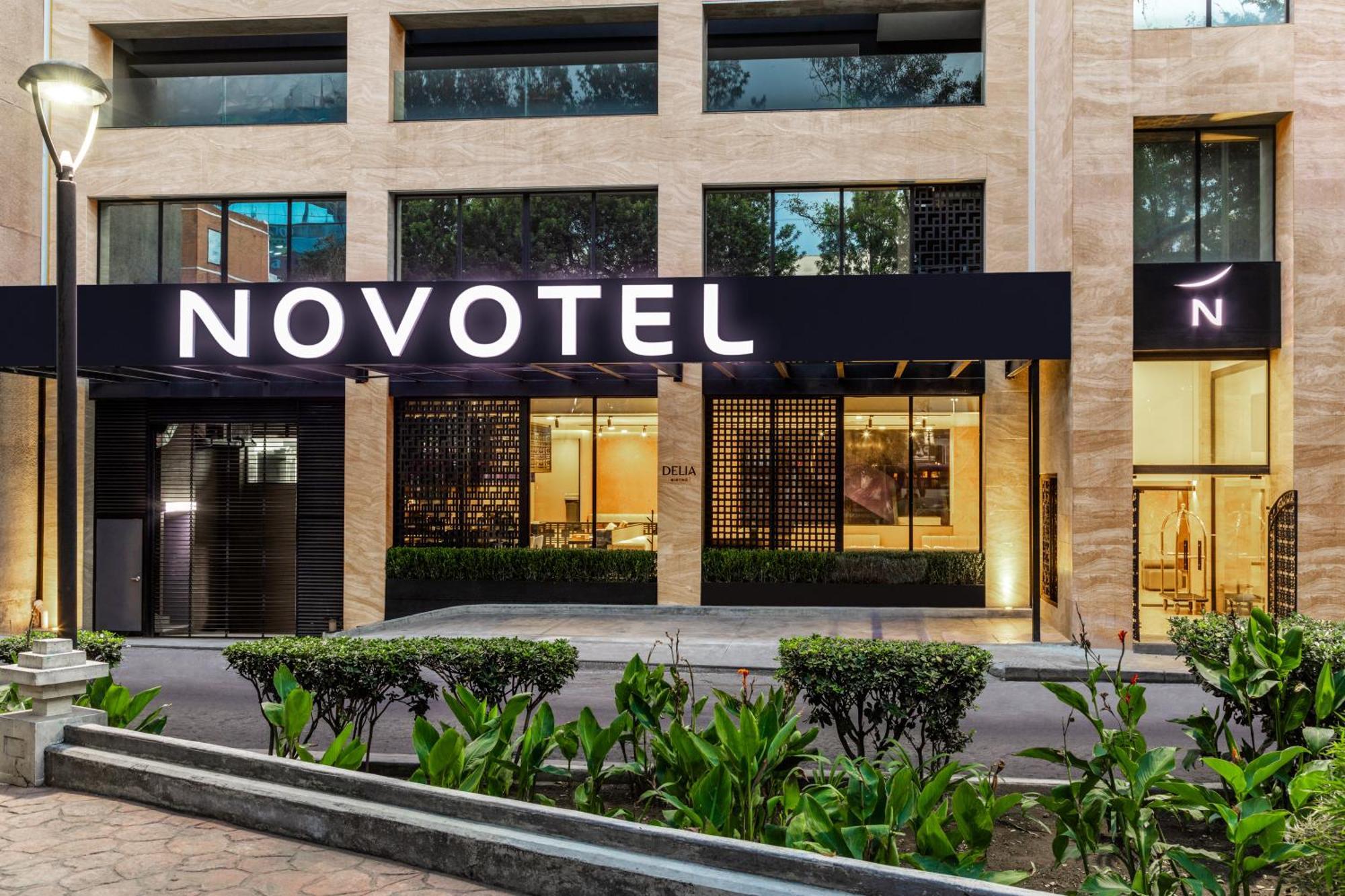 Novotel Mexico City Centro Historico Exteriör bild